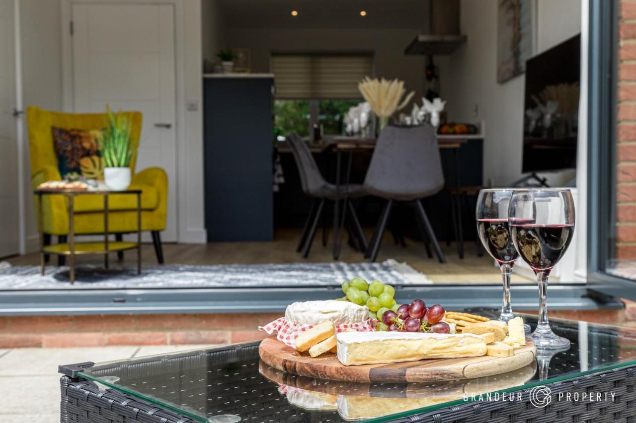 Denmark House By Grandeur Property Βίλα Poole Εξωτερικό φωτογραφία