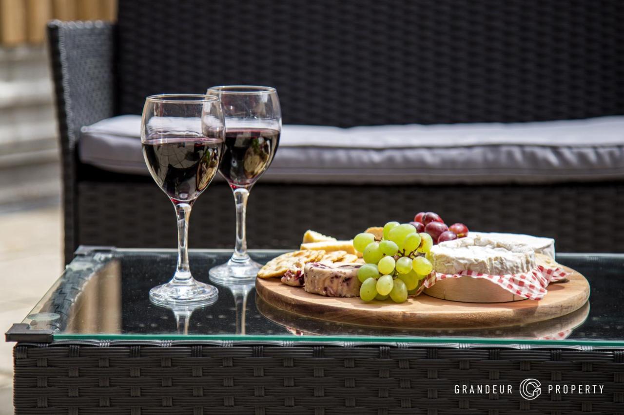 Denmark House By Grandeur Property Βίλα Poole Εξωτερικό φωτογραφία