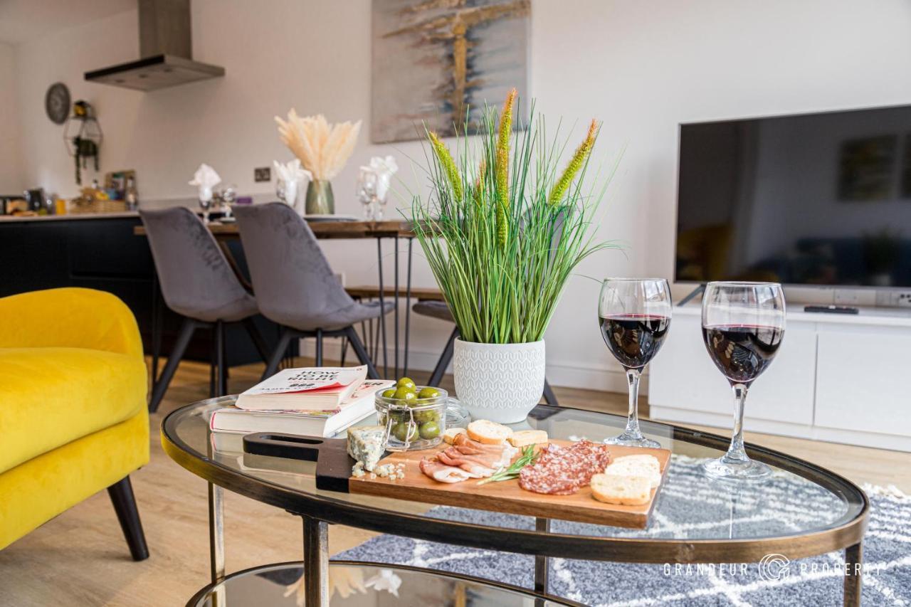 Denmark House By Grandeur Property Βίλα Poole Εξωτερικό φωτογραφία